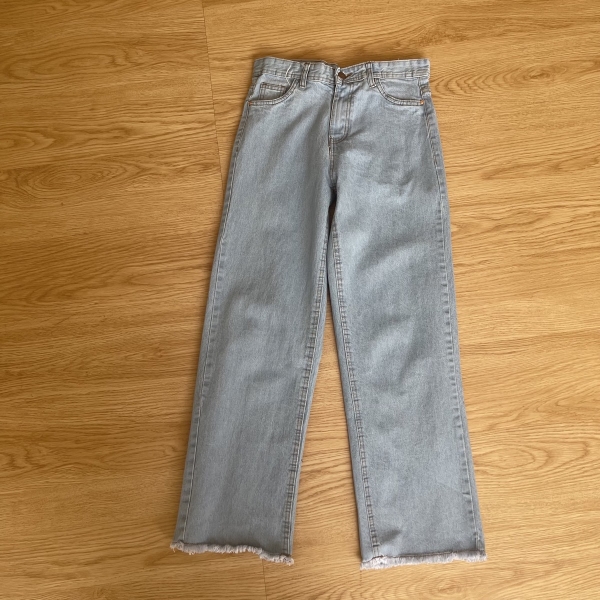 Adeliya Shredded Jeans - Light Denim