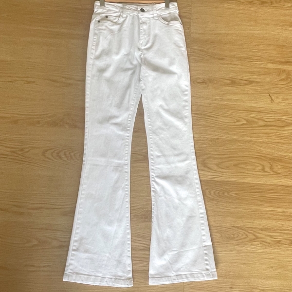 Adel Boot Cut Jeans - White