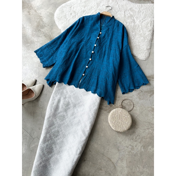 Lurima Embroidery Top Lurima Embroidery Top