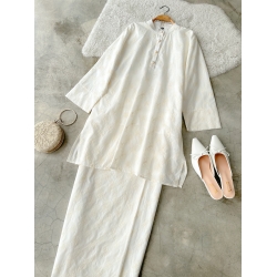 Bakawali Embroidery Kurung - (Free Size)