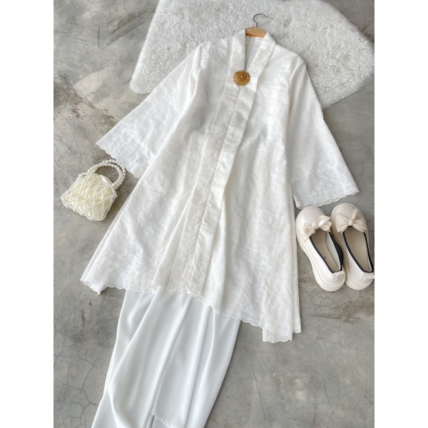 Jasnita Kebaya Labuh - (Off White)