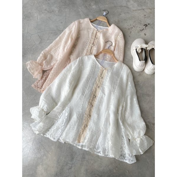 Aulia Embroidery Top