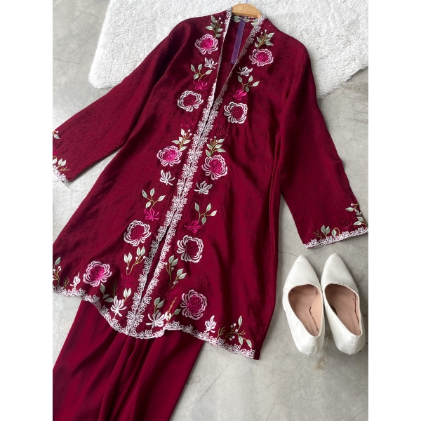 Ratna Kebaya Viscose Ratna Kebaya Viscose