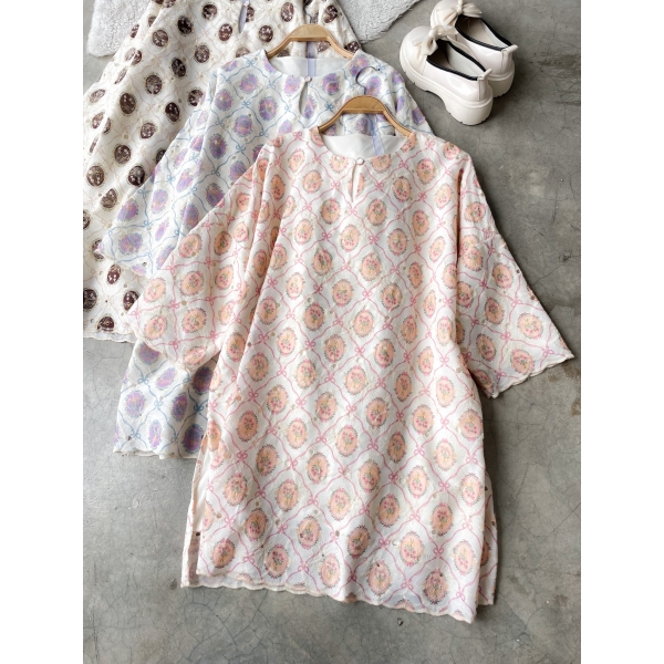 Batrisya Embroidery Tunic