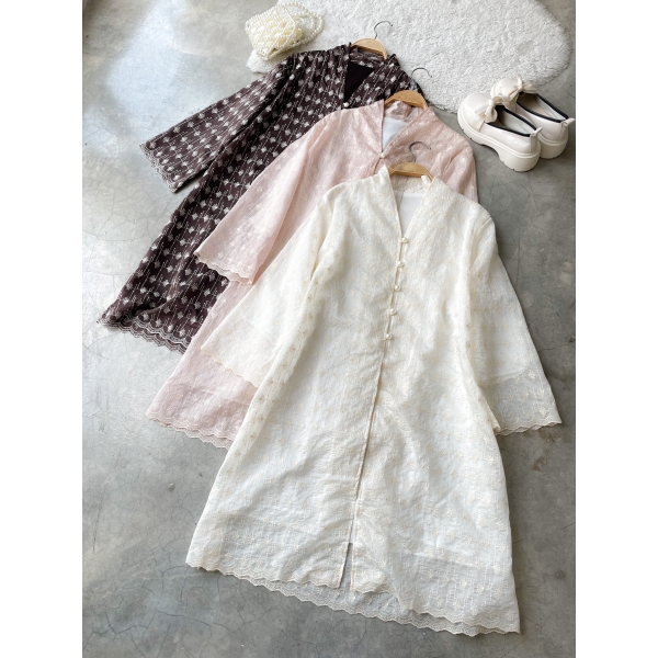 Meranti Kebaya Labuh