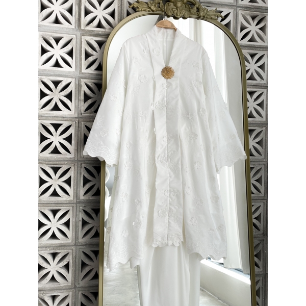 Lubna Kebaya Labuh Lubna Kebaya Labuh