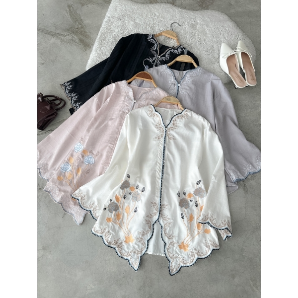 Romina Sulam Top