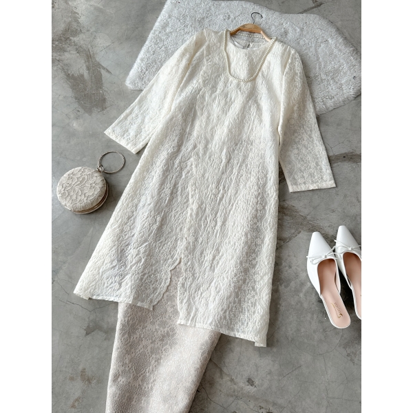 Awara Embroidery Tunic Awara Embroidery Tunic