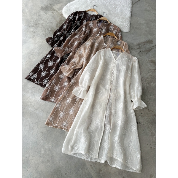 Latisya Kebaya Labuh