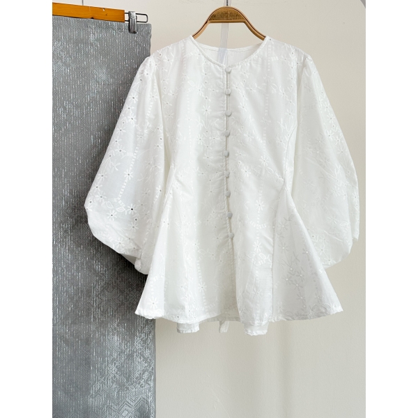 Dami Embroidery Top