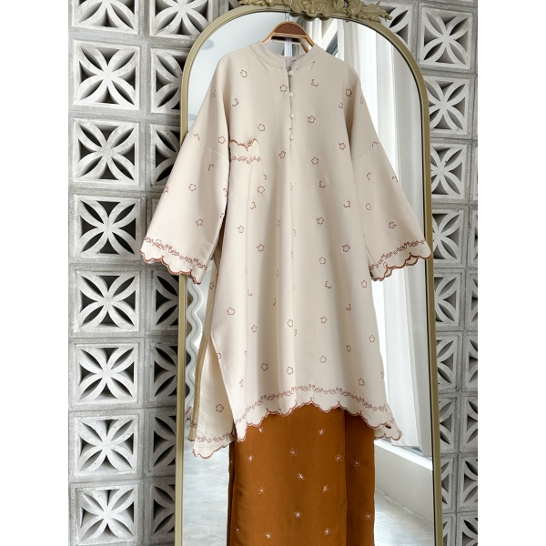 Tilda Embroidery Kurung