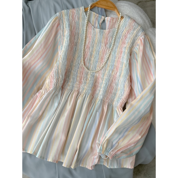 Minji Pleated Top