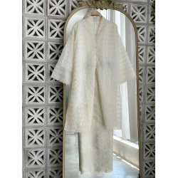 Meranti Kebaya Labuh