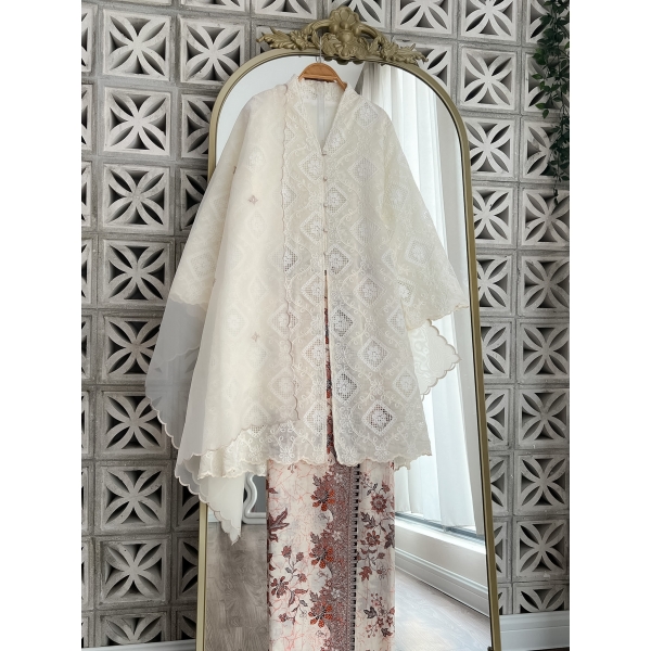 Chantiq Kebaya Labuh