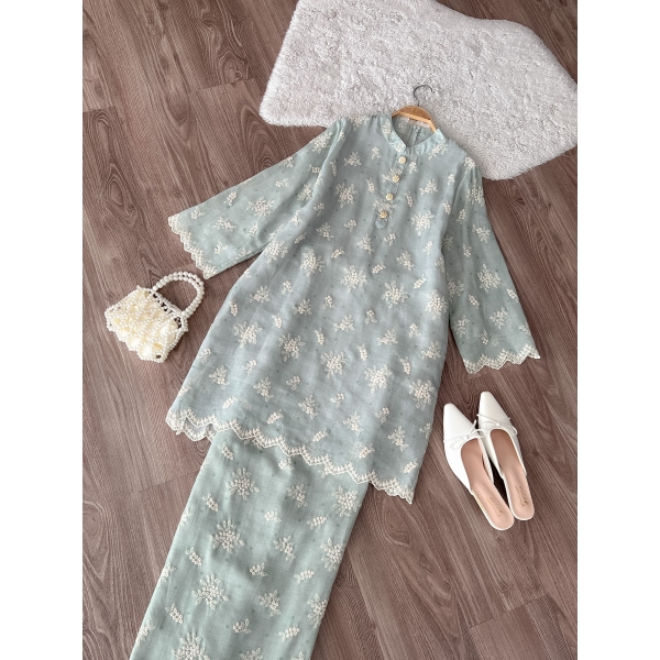 Kalila Kurung Set