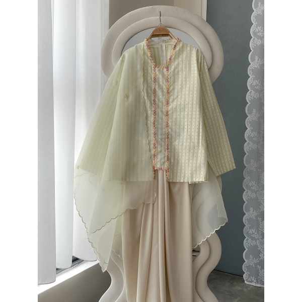 Sehra Kebaya Top