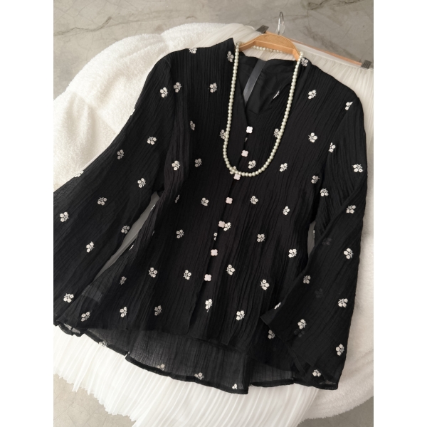 Muna Embroidery Top