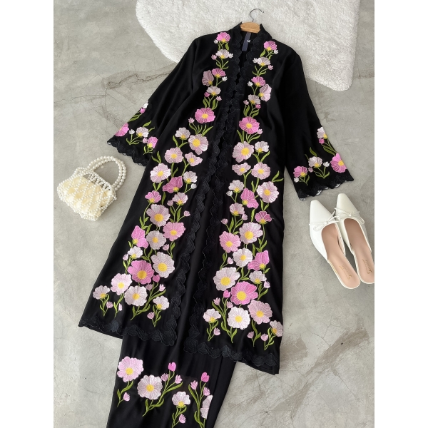 Kejora Kebaya Set - XL