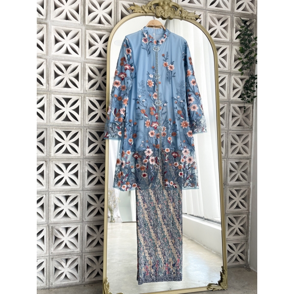 Pertiwi Lace Tunic (Size L)