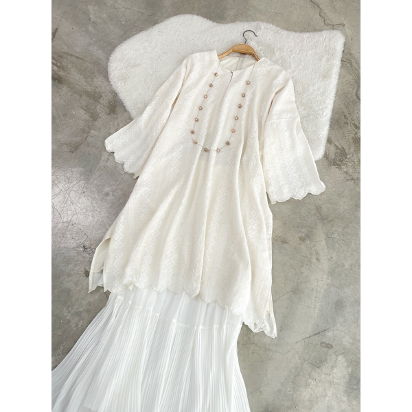 Laila Embroidery Tunic