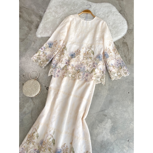 Erika Eyelet Set Erika Eyelet Set