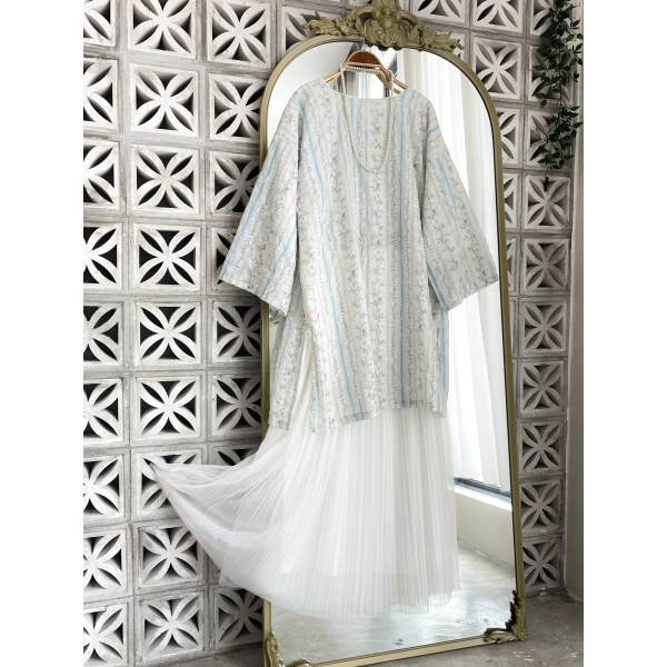 Yusra Embroidery Tunic
