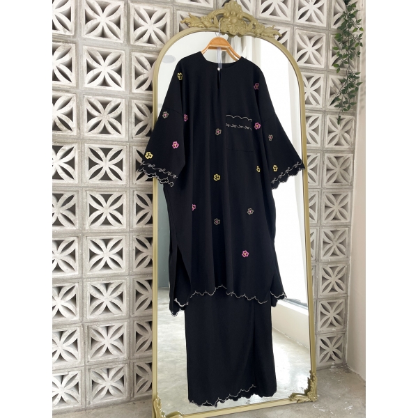 Yuni Sulam Tunic Set 